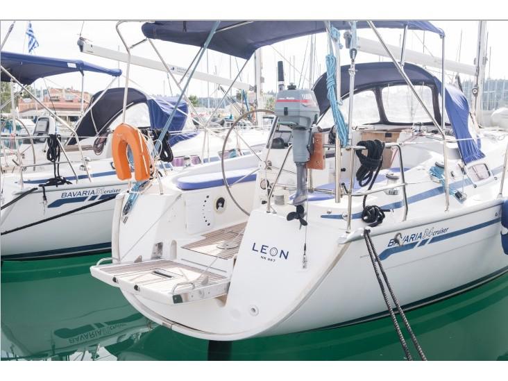 Book yachts online - sailboat - Bavaria 34 Cruiser - Leon - rent