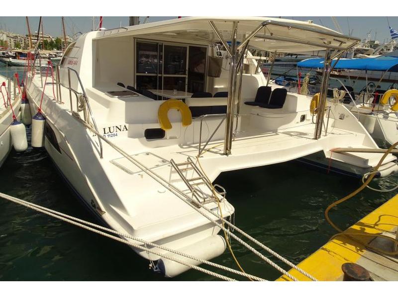 Book yachts online - catamaran - Leopard 44 - La Luna (Majorca) - rent