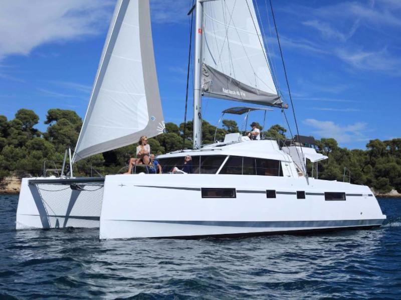 Book yachts online - catamaran - Nautitech 46 Fly - Stefany - rent