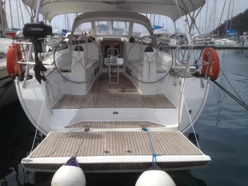Book yachts online - sailboat - Bavaria 40 Cruiser - Daidalos - rent
