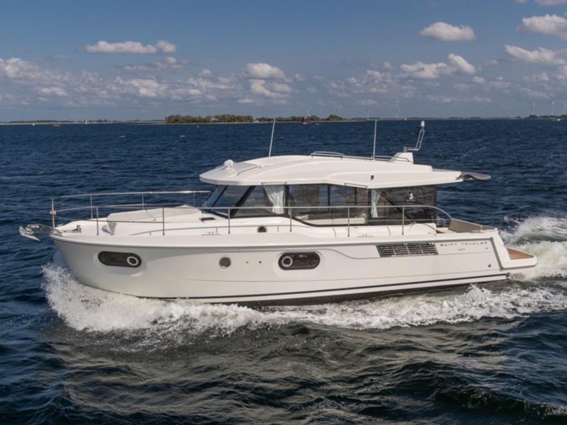 Book yachts online - motorboat - Swift Trawler 41 SEDAN - Ben  - rent
