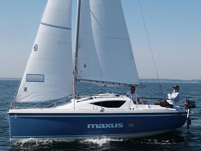 Book yachts online - sailboat - Maxus 22 Prestige + - Lambedusa - rent