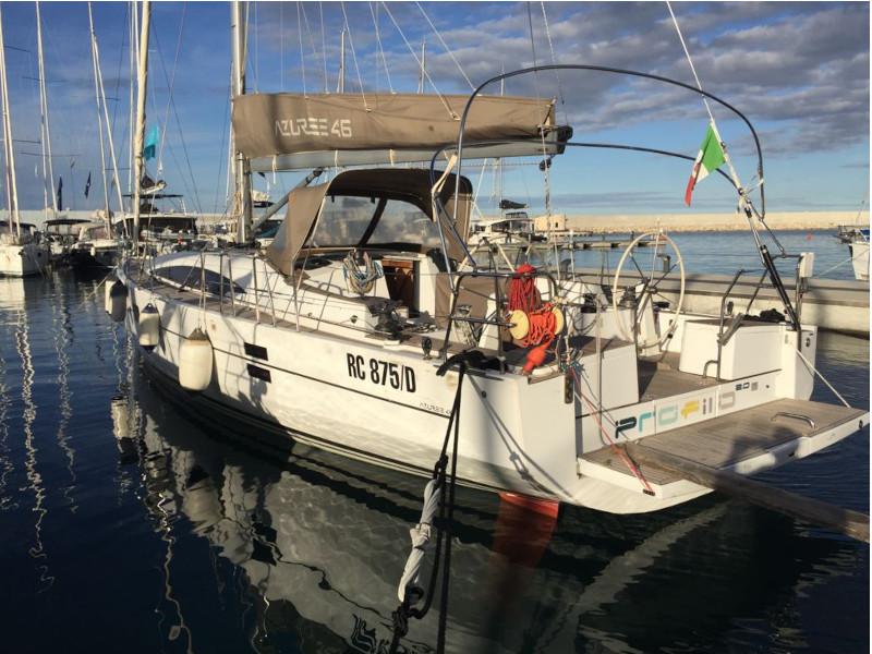 Book yachts online - sailboat - Azuree 46 - Profilo 2.0 - rent