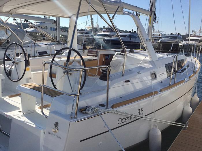 Book yachts online - sailboat - Oceanis 35 - Mare Animi - rent