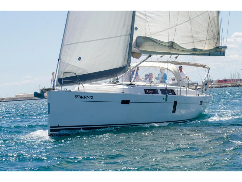Book yachts online - sailboat - Hanse 445 - Daydream - rent