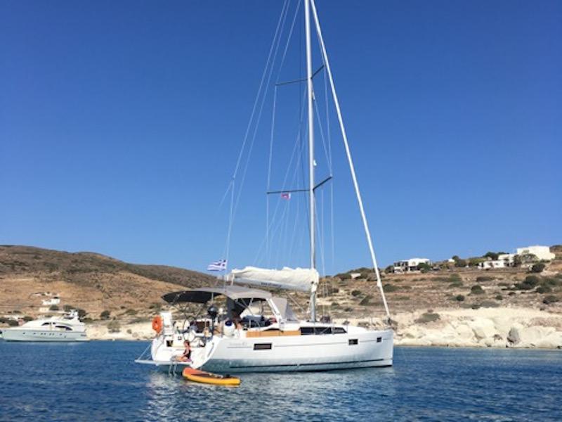 Book yachts online - sailboat - Oceanis 41.1 - THE SALT SHAKER - rent