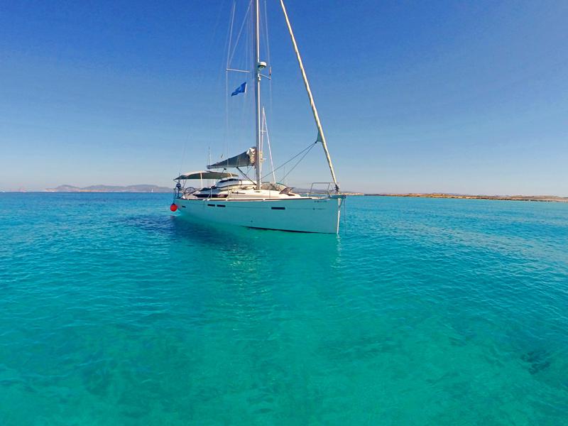 Book yachts online - sailboat - Sun Odyssey 439 - Esquitx - rent