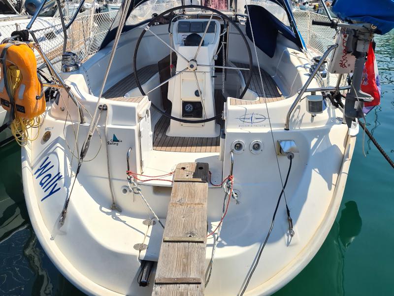 Book yachts online - sailboat - Bavaria 32 - Wally - rent