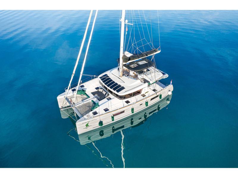 Book yachts online - catamaran - Lagoon 52 F owner version - EMERALD GEMINI - rent