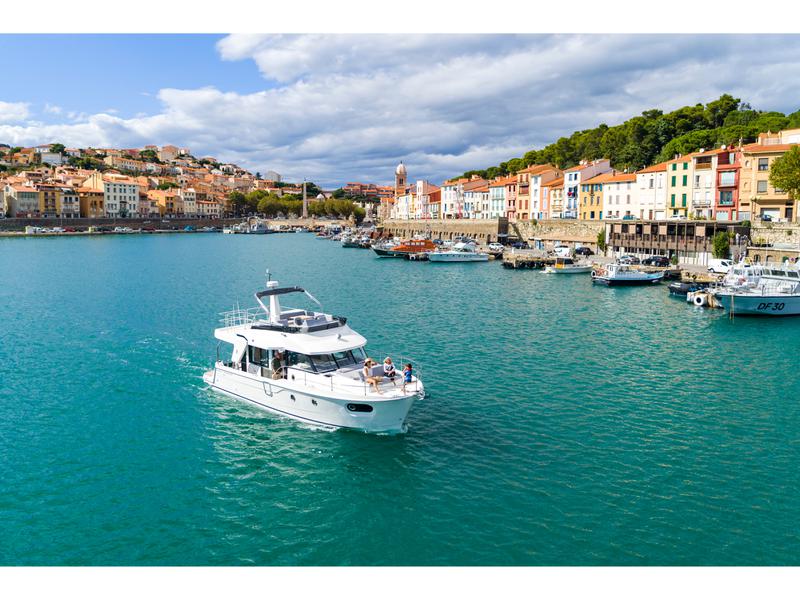 Book yachts online - motorboat - Swift Trawler 41 FLY - EDUARD  - rent