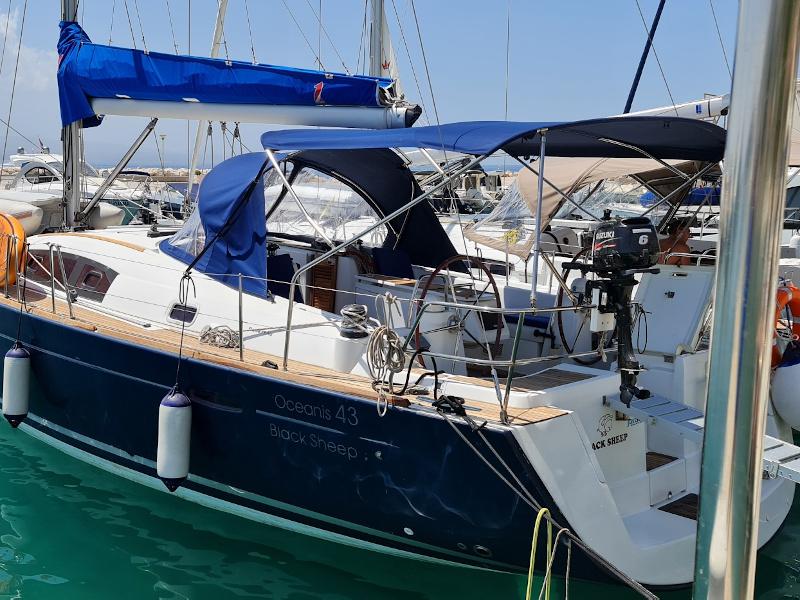 Book yachts online - sailboat - Oceanis 43 - BLACK SHEEP - rent