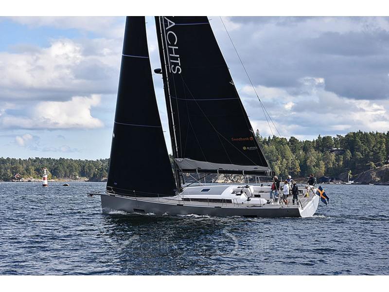 Book yachts online - sailboat - ICE 52 rs - Prima Vista - rent