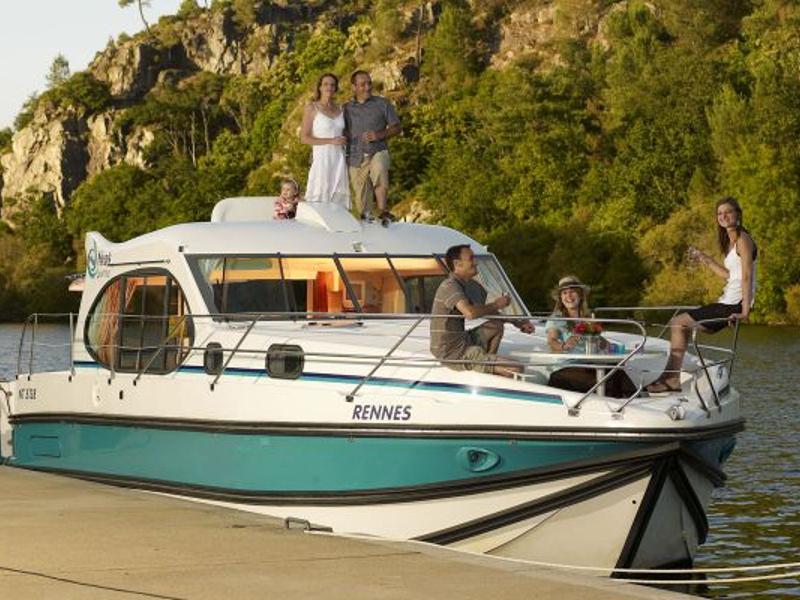 Book yachts online - motorboat - Estivale Quattro S - SAINT LOUIS - rent