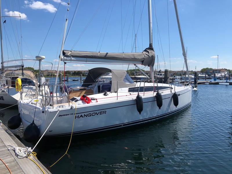 Book yachts online - sailboat - Dehler 34 - Hangover - rent