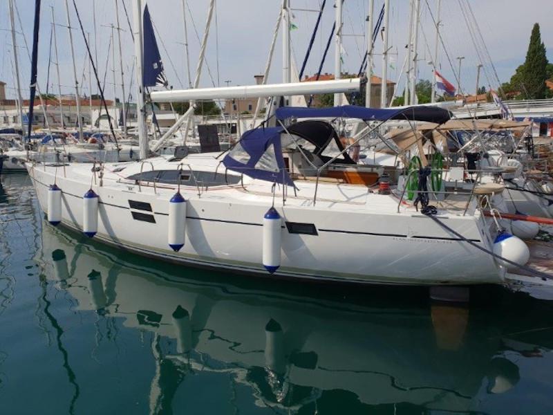 Book yachts online - sailboat - Elan 494 Impression - Lucija I - rent