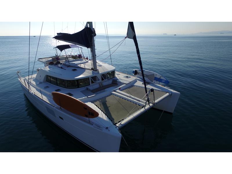 Book yachts online - catamaran - Lagoon 440 - Casino (A/C) - (A/C - Generator - Refit 2020) - rent