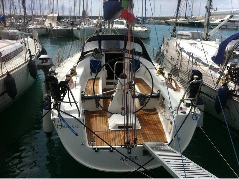 Book yachts online - sailboat - Bavaria 38 Match - ARTIX - rent