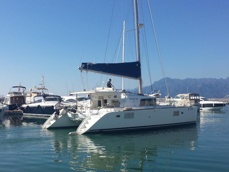 Book yachts online - catamaran - Lagoon 440 - Benny &amp; Joe - rent