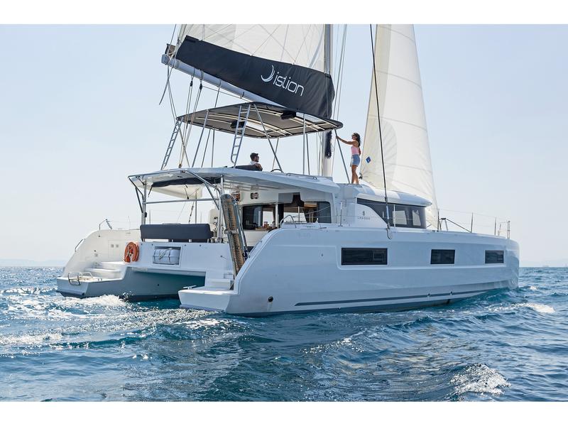 Book yachts online - catamaran - Lagoon 46 A/C &amp; GEN &amp; WM - EMMELIA - rent