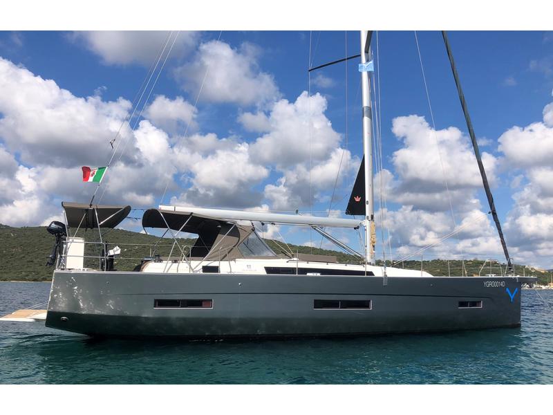 Book yachts online - sailboat - Dufour 530 Owner's version - Gringott - rent