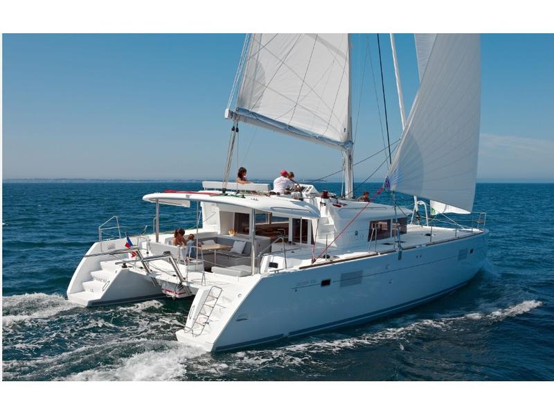 Book yachts online - catamaran - Lagoon 450  Flybridge - Arp - rent