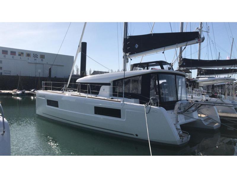 Book yachts online - catamaran - Lagoon 40 - Samanà - rent