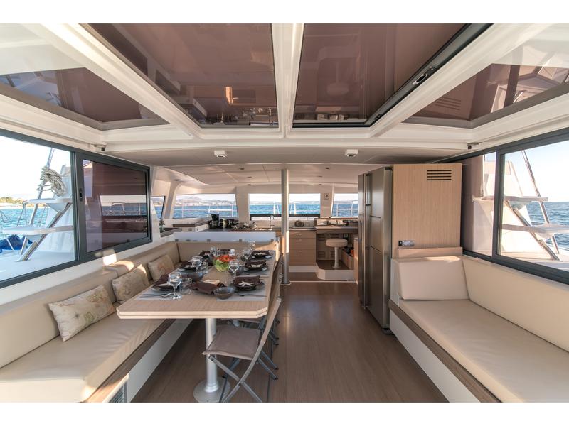 Book yachts online - catamaran - Bali 4.3 - Alina - rent