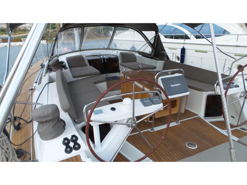 Book yachts online - sailboat - Jeanneau 57 - Anna (A/C &amp; Generator) - rent