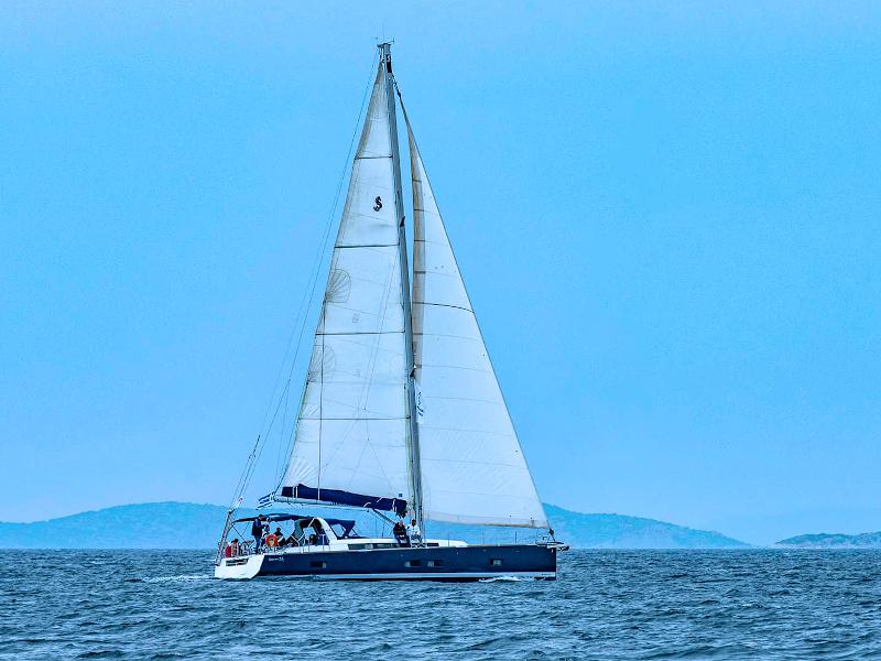 Book yachts online - sailboat - Oceanis 55 - LUCKY TRADER (generator, air condition) - rent