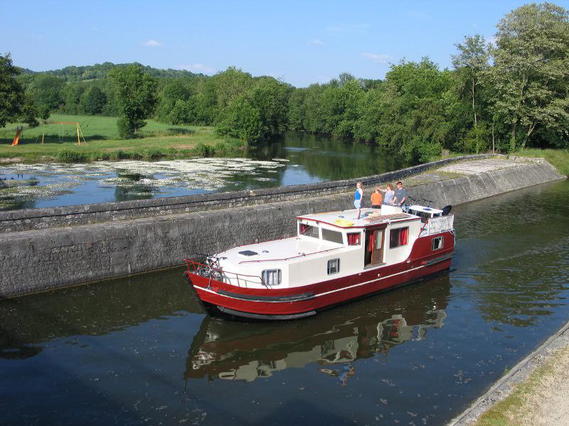 Book yachts online - motorboat - Burgundy 1200 - VS/ Burgundy 1200 - rent
