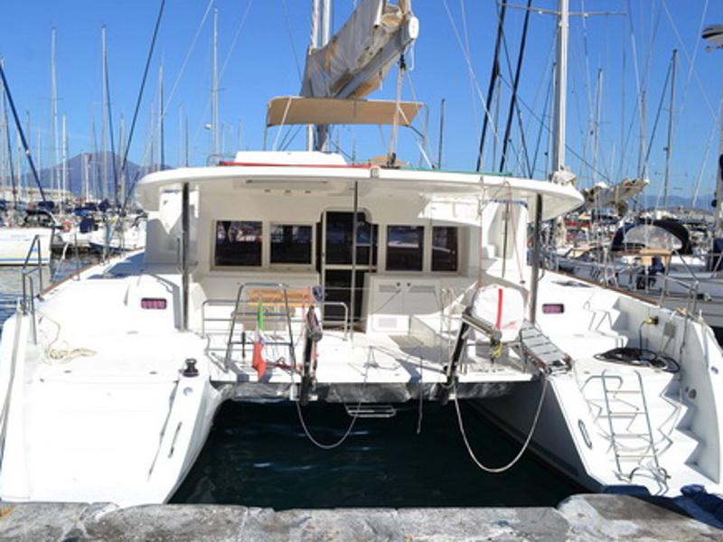 Book yachts online - catamaran - Lagoon 450 - Geronimo - rent