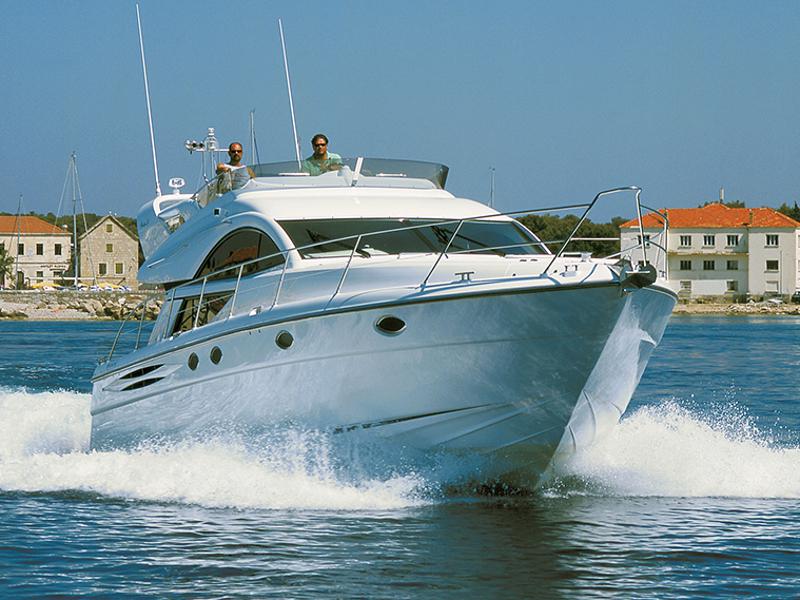 Book yachts online - motorboat - Fairline Phantom 50 - Luna IV (Jet ski - option with extra charge) - rent