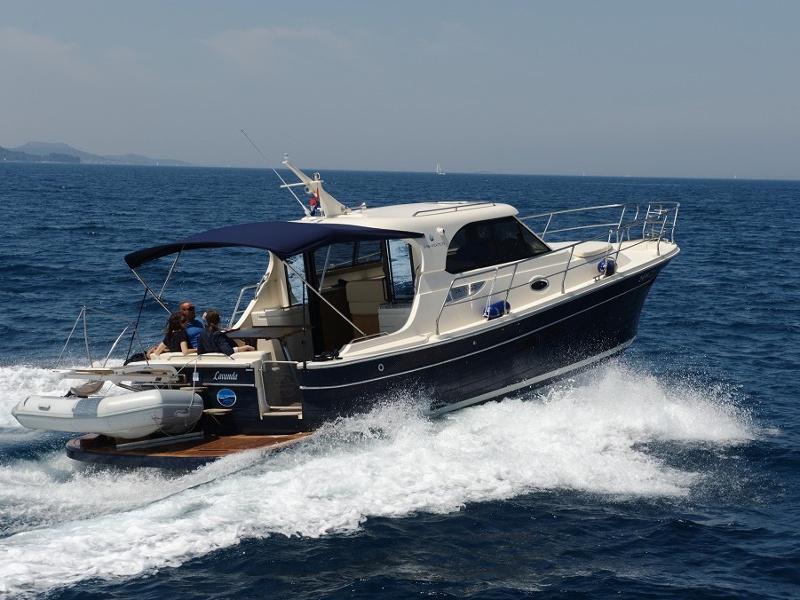 Book yachts online - motorboat - ADRIANA 36 BT (11) - LAVANDA - rent
