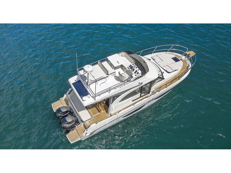 Book yachts online - motorboat - Antares 11 Fly OB - Solis - rent