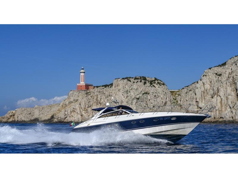 Book yachts online - motorboat - Princess V55 - Mery Rose - rent