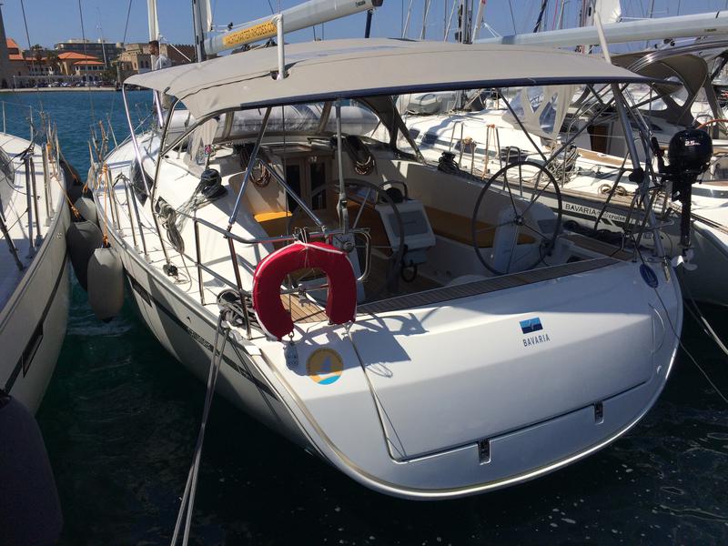 Book yachts online - sailboat - Bavaria 41 Cruiser - Optasia - rent