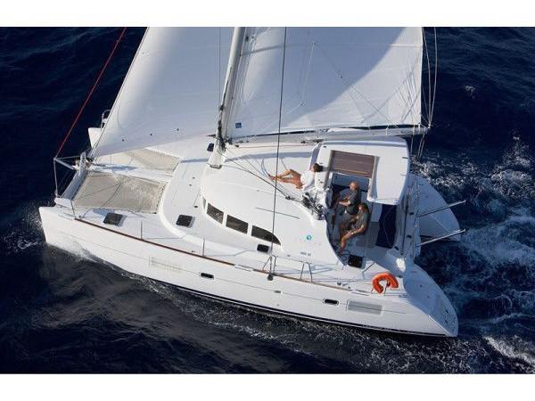 Book yachts online - catamaran - Lagoon 380 - Kiwi 2 - rent