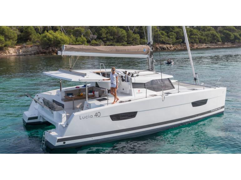Book yachts online - catamaran - Lucia 40 - Oasis - rent