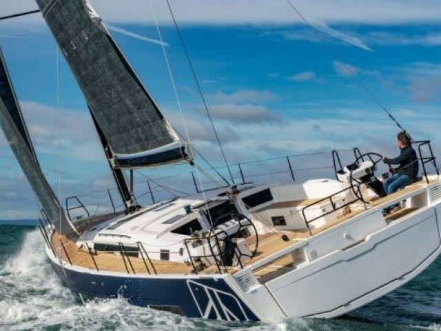 Book yachts online - sailboat - Dufour 530 - Besame Mucho - rent