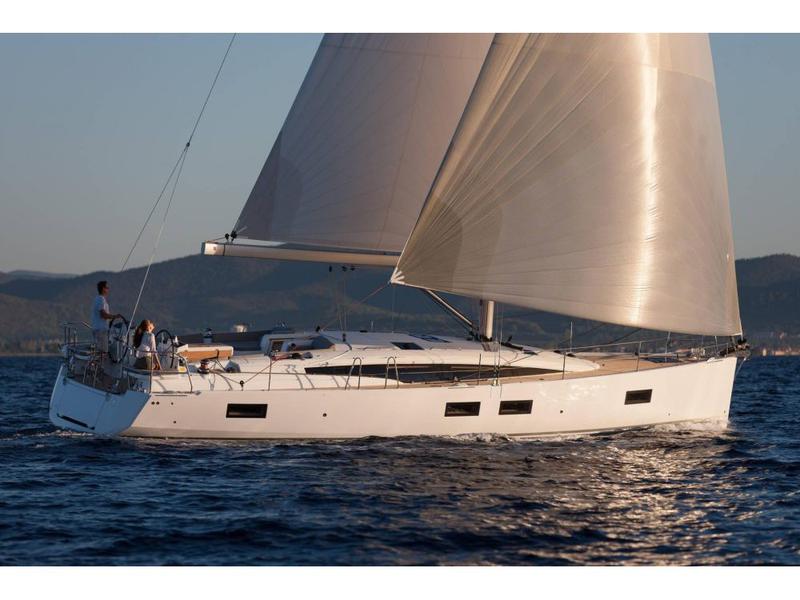 Book yachts online - sailboat - Jeanneau 51 - Adeline - rent
