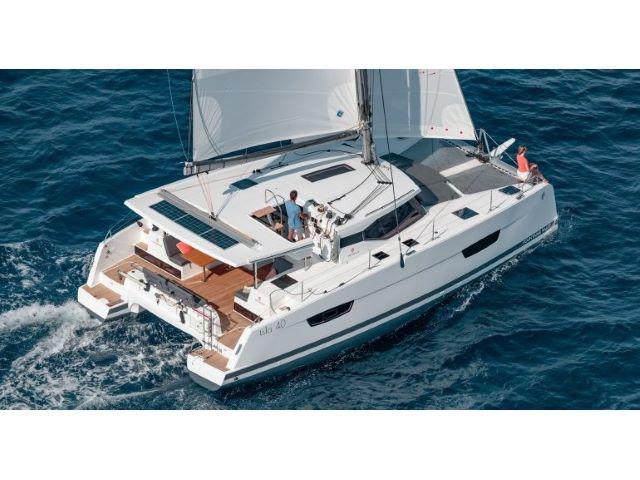 Book yachts online - catamaran - Isla 40 - Déjà vu - rent
