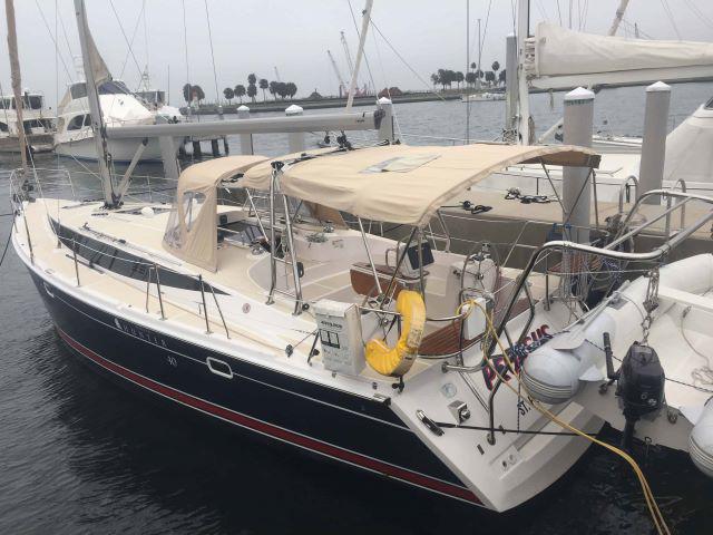 Book yachts online - sailboat - Hunter 40 - Pegasus - rent