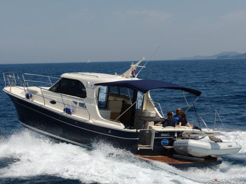 Book yachts online - motorboat - Adriana 36 - Morska Zvijezda 1 - rent
