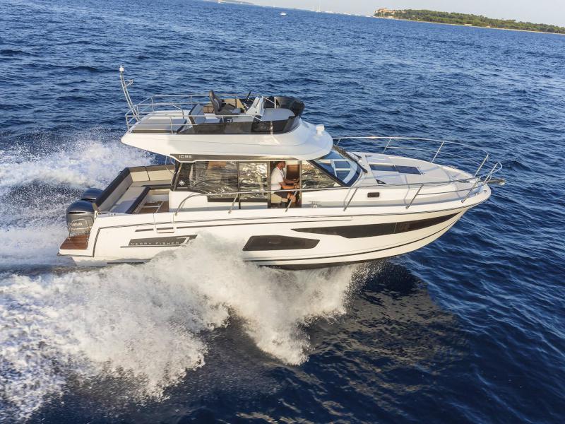 Book yachts online - motorboat - Merry Fisher 1095 FLY - NN (no name) - rent