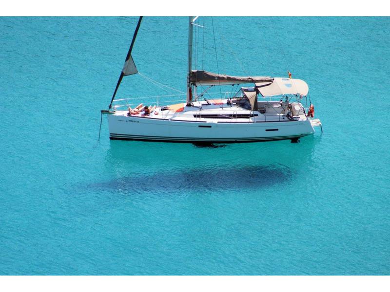 Book yachts online - sailboat - Sun Odyssey 379 - Erin - rent