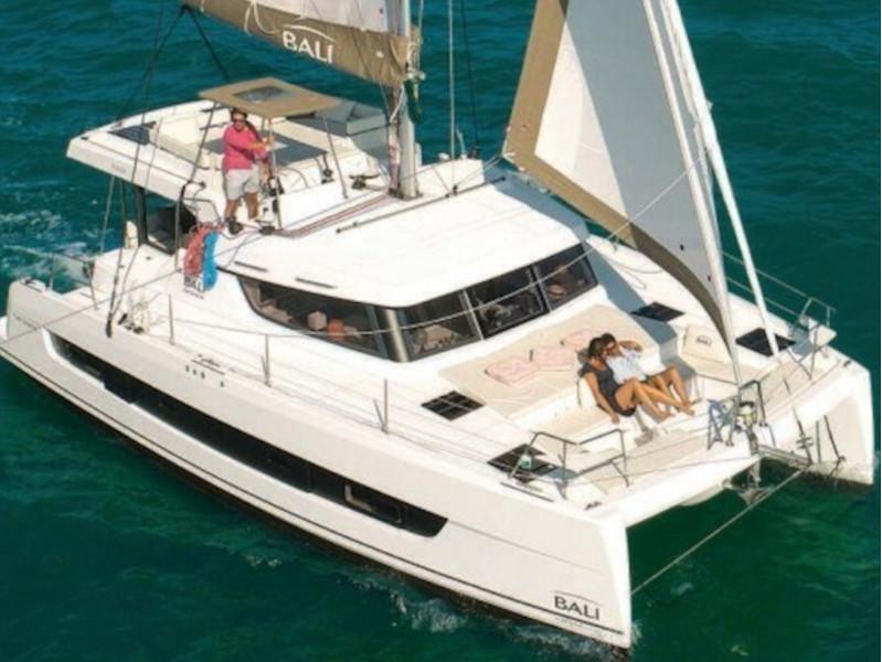 Book yachts online - catamaran - Bali Catspace - Kuma - rent