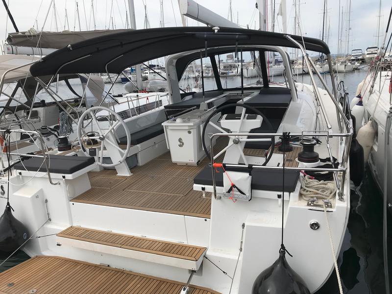 Book yachts online - sailboat - Oceanis 51.1 - OCEANIS 51.1 (2019) - ATH - rent