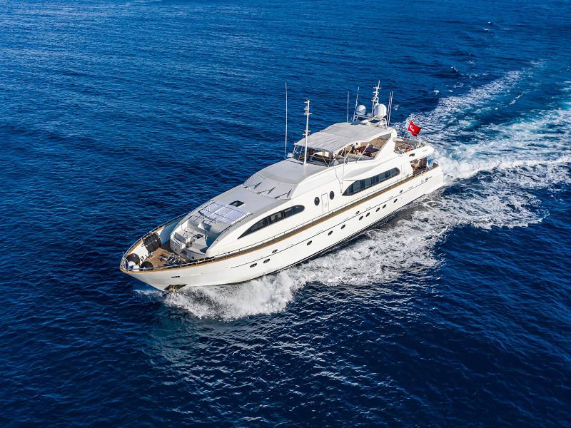 Book yachts online - motorboat - Falcon 115 - Sanref Falcon - rent