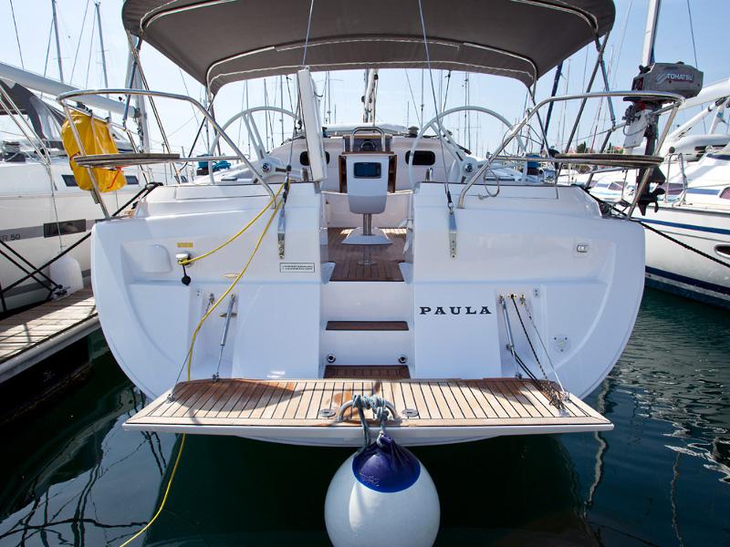 Book yachts online - sailboat - Elan 444 Impression - Paula - rent
