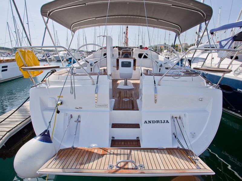 Book yachts online - sailboat - Elan 444 Impression - Andrija - rent